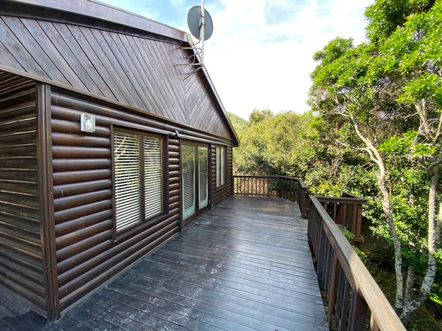 To Let 3 Bedroom Property for Rent in Keurboomstrand Western Cape